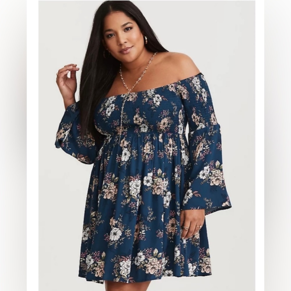 Torrid Off-Shoulder Skater Dress, Women's Plus Size 2.